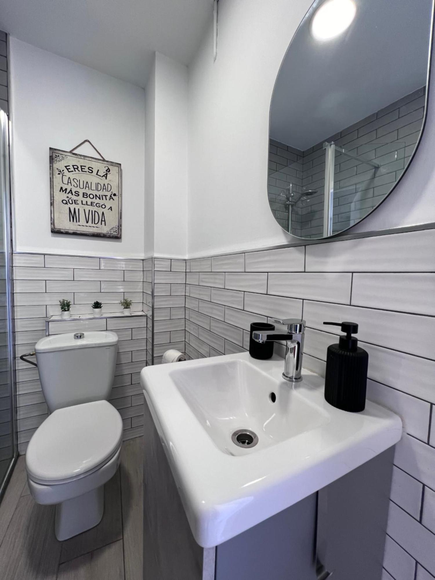 Apartamento Centrico Cerca De La Playa Alicante Buitenkant foto